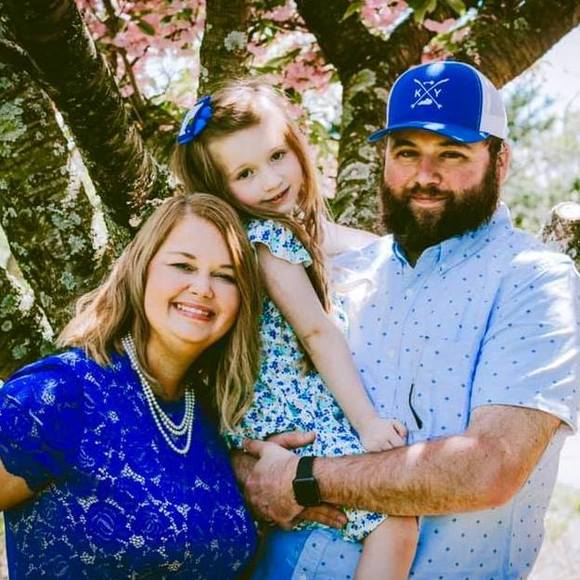 Meet your Posher, Jessica - Picture 1 of 1